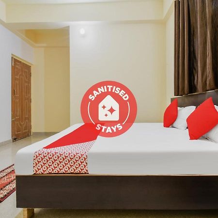 Oyo 84806 Swarna Palace パトナー エクステリア 写真