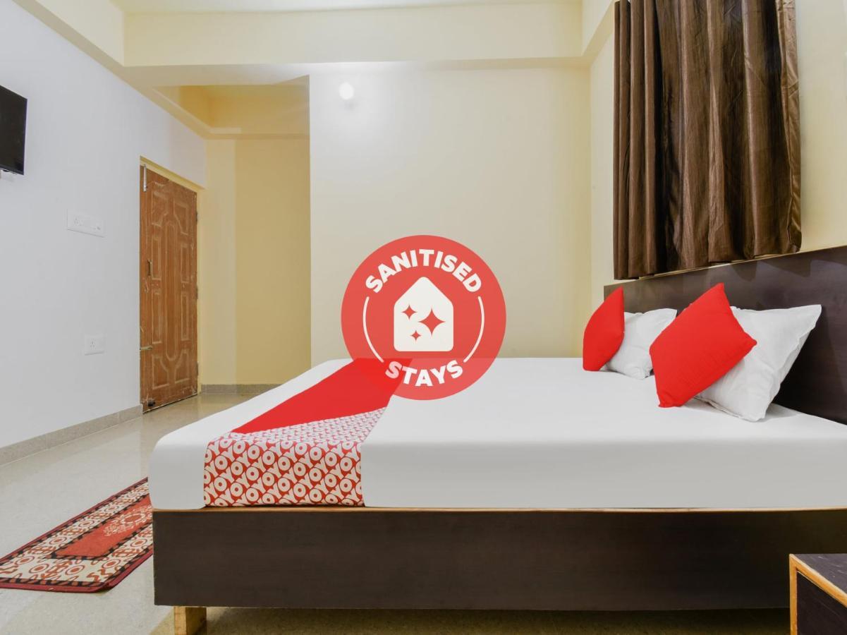 Oyo 84806 Swarna Palace パトナー エクステリア 写真