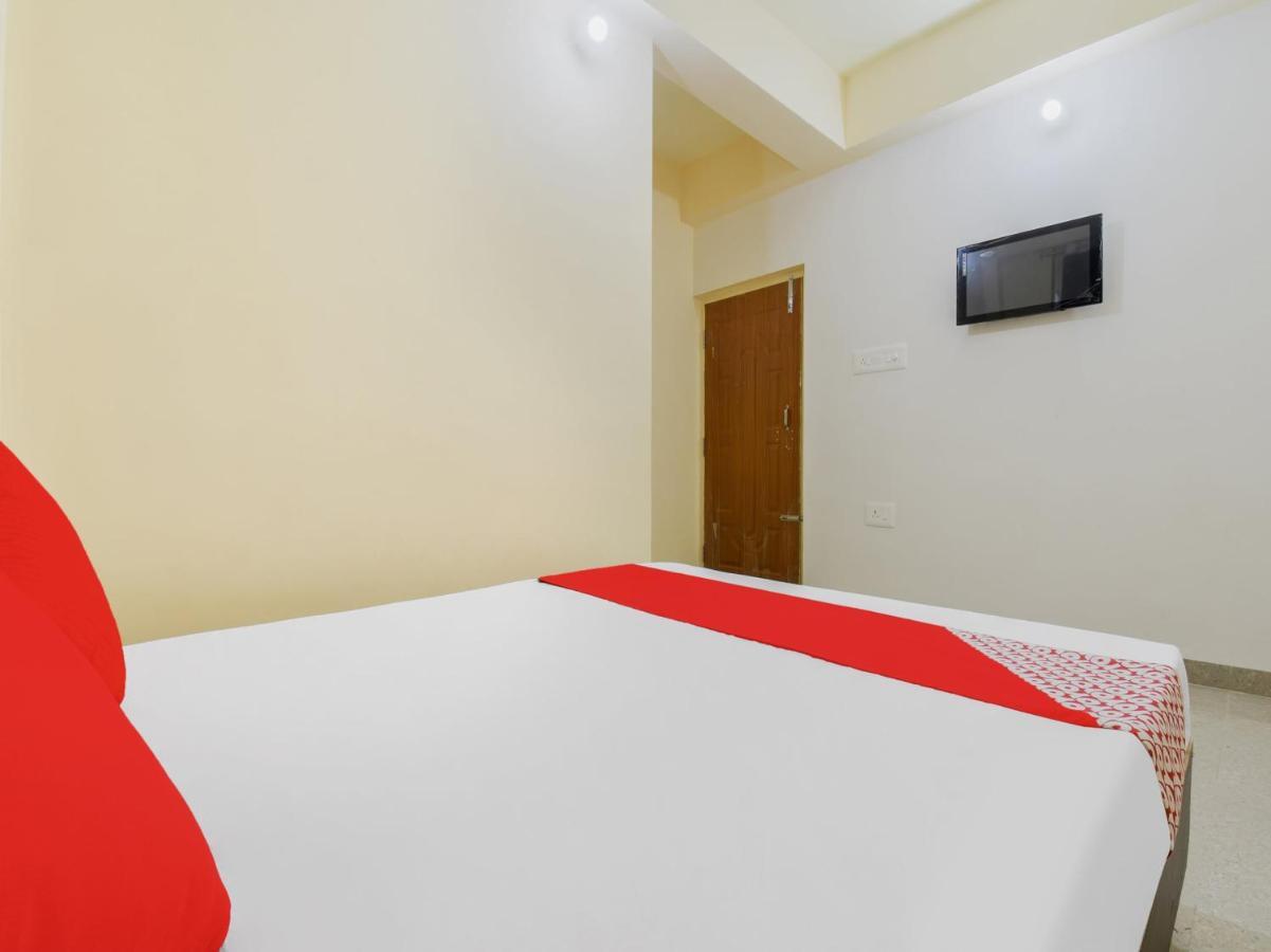 Oyo 84806 Swarna Palace パトナー エクステリア 写真