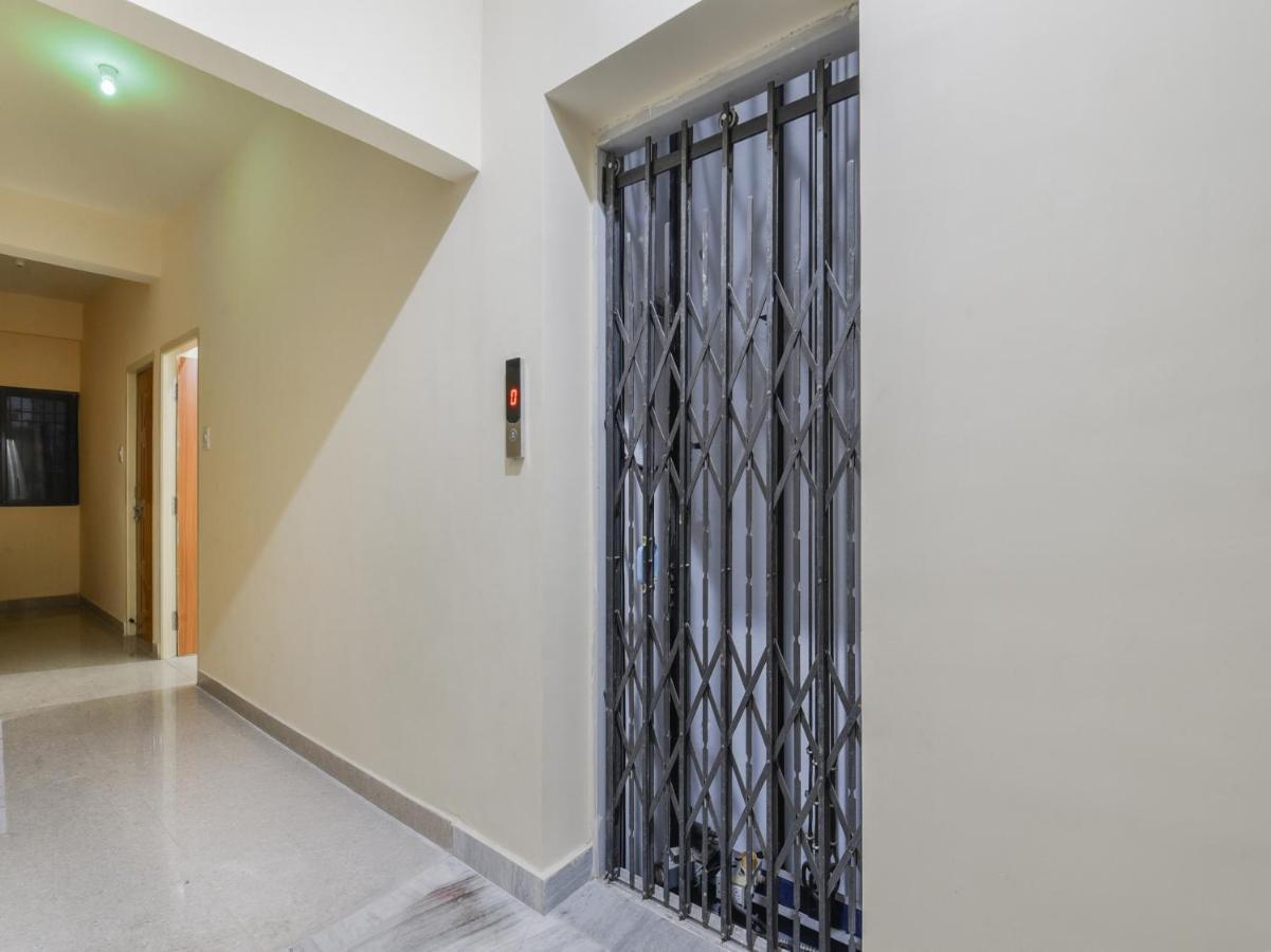Oyo 84806 Swarna Palace パトナー エクステリア 写真